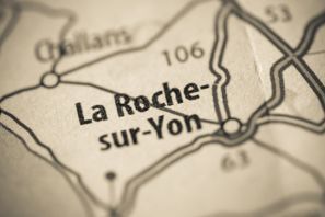 Leie bil La Roche Sur Yon, Frankrike