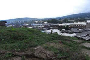 Leie bil Douala, Kamerun