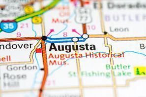 Leie bil Augusta, KS, USA - Amerikas forente stater