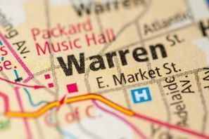 Leie bil Warren, OH, USA - Amerikas forente stater